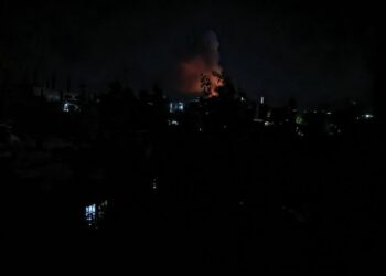 شاهد غارات إسرائيلية تستهدف مواقع حزب الله بدير سريان جنوب لبنان 2025