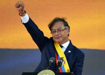 دعوة جوستاف بيترو: هل يحرك جيشاً دولياً في فلسطين؟ 2025