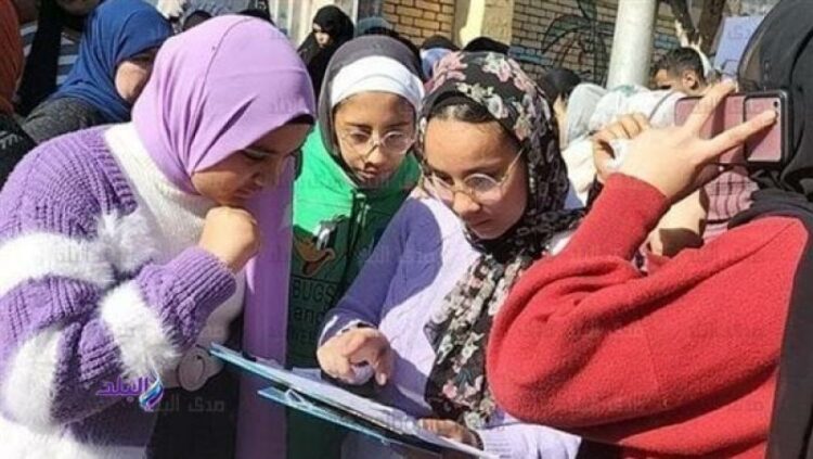 "انفجار غضب في المدارس بعد إعلان فرض نظام البكالوريا الجديد على طلاب الثانويةالعامة: هل يخاطر التعليم المصري بمستقبل أبنائه؟" 1 "انفجار غضب في المدارس بعد إعلان فرض نظام البكالوريا الجديد على طلاب الثانويةالعامة: هل يخاطر التعليم المصري بمستقبل أبنائه؟" 2025