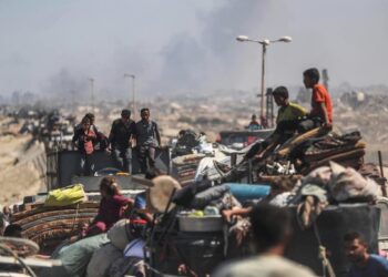 خطة بلير ما بعد الحرب: هل تصبح غزة نموذجاً لحكم دولي مفروض؟ 2025