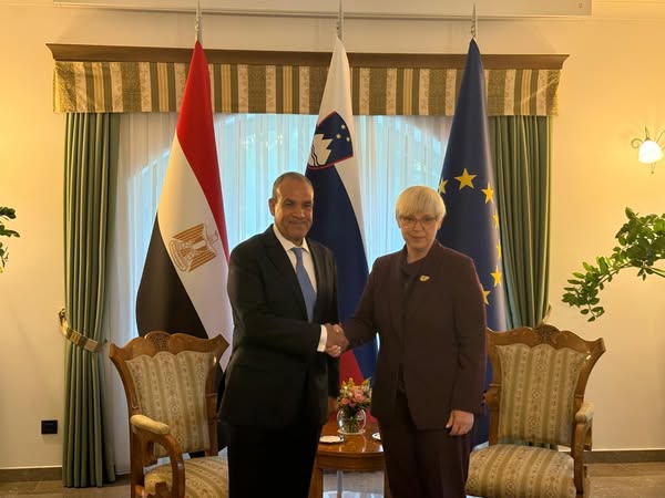 وزير الخارجية المصري يلتقي رئيسة سلوفينيا ويبحثان تعزيز العلاقات الثنائية والتعاون الإقليمي 1 وزير الخارجية المصري يلتقي رئيسة سلوفينيا ويبحثان تعزيز العلاقات الثنائية والتعاون الإقليمي 2025