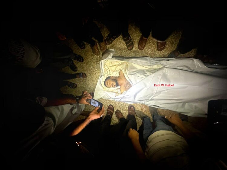 رائحة المسك ملأت المكان.. قصة الشهيد طارق دلول الذي أذهل أهل غزة 1 رائحة المسك ملأت المكان.. قصة الشهيد طارق دلول الذي أذهل أهل غزة 2025