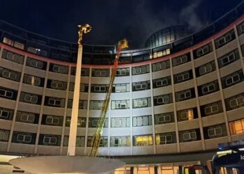 حريق كبير بالمقر السابق لهيئة الإذاعة البريطانية (BBC) في لندن 2025
