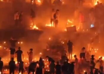 فتح “باب الجحيم”.. طقوس تقديم القرابين تضيء مهرجان الأرواح الجائعة في قويتشو الصينية "فيديو" 2025