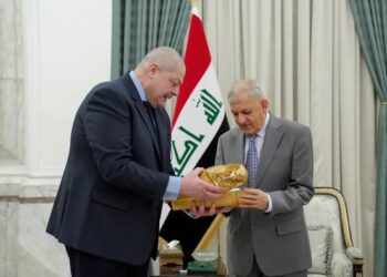 الرئيس العراقي يتسلم دعوة رسمية من السيسي لحضور حفل افتتاح المتحف المصري الكبير 2025