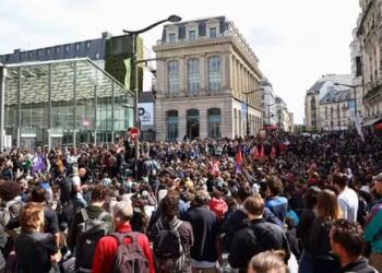 فرنسا: المحكمة الإدارية تعلق استخدام الطائرات المسيرة لمراقبة احتجاجات "لنغلق كل شيء" 2025