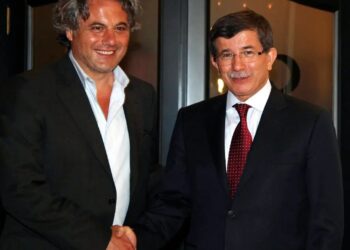 حركة التحرر الوطني.. هل يحصل مناف طلاس على دعم تركي للعودة إلى الواجهة السورية؟ 2025