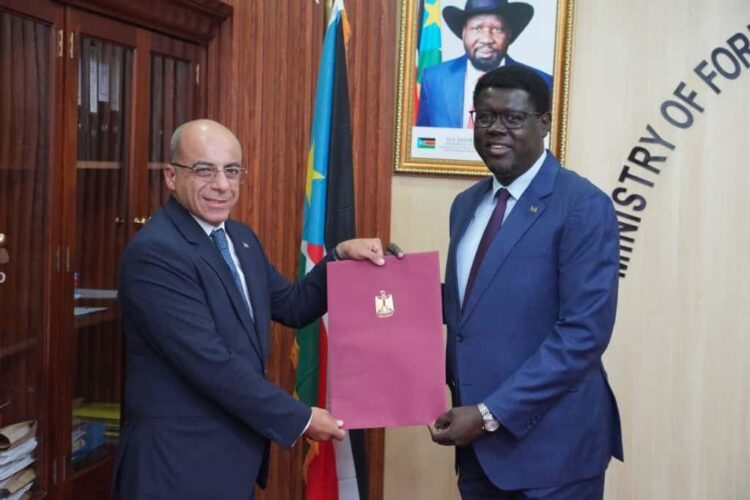 مراسم رسمية في جوبا: اعتماد السفير المصري الجديد لدى جنوب السودان 1 مراسم رسمية في جوبا: اعتماد السفير المصري الجديد لدى جنوب السودان 2025