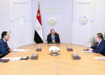 السيسي يتابع تطورات الدين الخارجي ويؤكد ضرورة خفضه ويوجه برفع الاحتياطي الأجنبي 2025