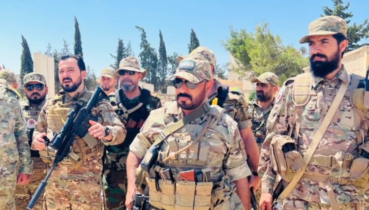 تقرير أمريكي: تركيا تُبقي "العمشات" و"الحمزات" خارج الجيش السوري الجديد 2025