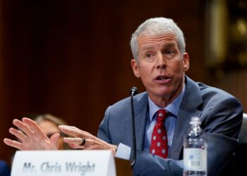 إدارة ترامب تطالب بتفكيك البرنامج النووي الإيراني 2025