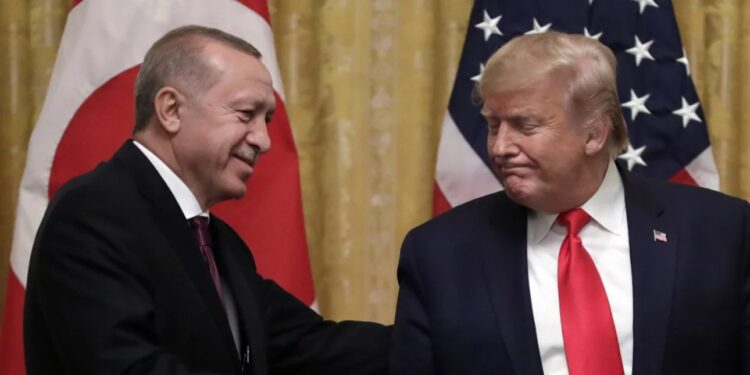 لقاء "الظلال السياسية".. لماذا أغضب لقاء أردوغان وترامب جونيور المعارضة التركية؟ 2026