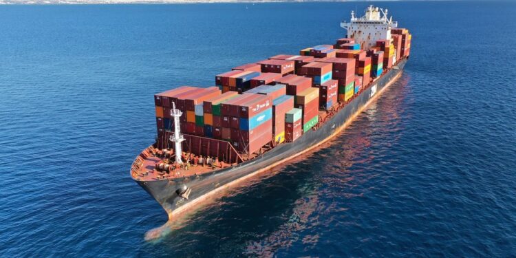 إيطاليا: عمال ميناء رافينا يوقفون شحنة ذخيرة متجهة إلى إسرائيل 1 إيطاليا: عمال ميناء رافينا يوقفون شحنة ذخيرة متجهة إلى إسرائيل 2025