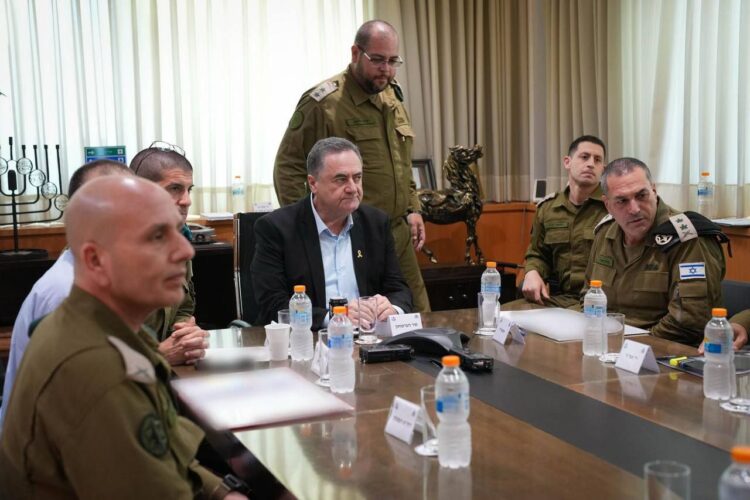 كاتس يهدد الحوثي: سنرفع علم إسرائيل في صنعاء 2026