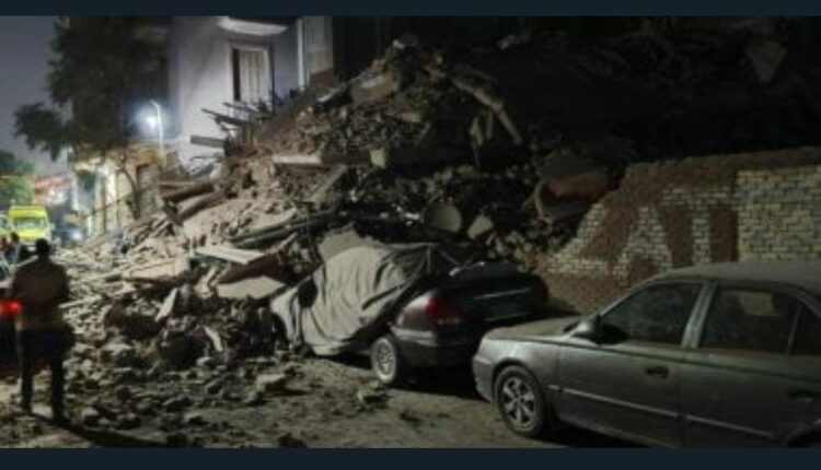 انهيار عقار باب الشعرية يكشف هشاشة البنية التحتية"فى القاهرة القديمة 2026