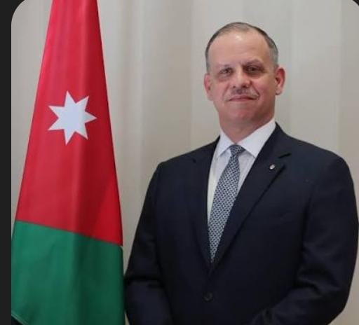 "رجل الأمن والسياسة.. تعيين الأمير فيصل بن الحسين نائباً لملك الأردن في لحظة تاريخية" 1 "رجل الأمن والسياسة.. تعيين الأمير فيصل بن الحسين نائباً لملك الأردن في لحظة تاريخية" 2025