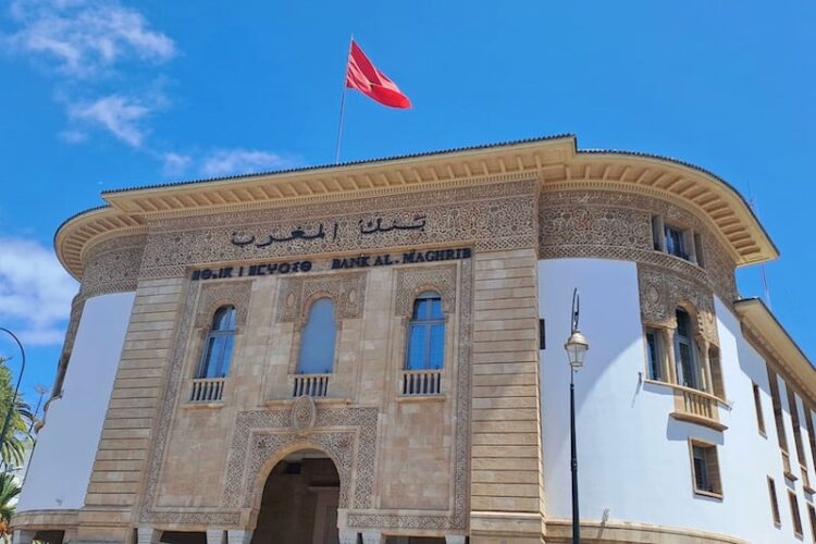 تثبيت 2.25%: بنك المغرب يراهن على الاستقرار ويدعّم تمويل الصغرى جداً 2026