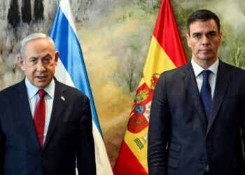 إسبانيا تتزعم أوروبا: أول حظر قانوني دائم للأسلحة الموجهة إلى إسرائيل 2025