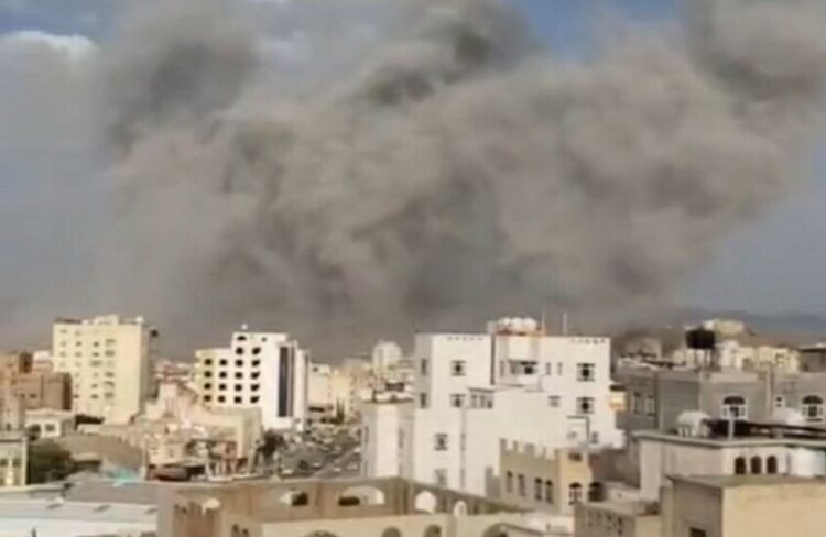 غارات إسرائيلية عنيفة على صنعاء بعد هجوم حوثي على إيلات "فيديو" 2026