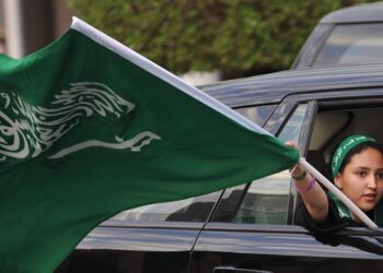 شاهد فيديوهات تحرش في اليوم الوطني السعودي 2025 تثير موجة غضب عارمة 2025