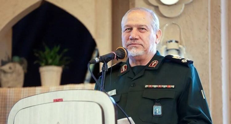 مستشار خامنئي يدعو إيران للانضمام إلى الاتفاقية الدفاعية بين باكستان والسعودية 2026