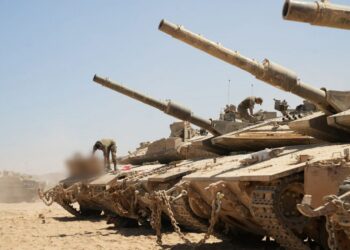 أوامر إخلاء غزة... مئات الدبابات الإسرائيلية تتحشد قرب عسقلان 2025