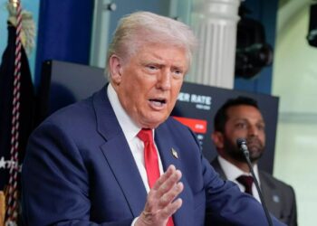 الكاريبي يشتعل: ضربة أمريكية جديدة تزيد التوتر مع فنزويلا 2025