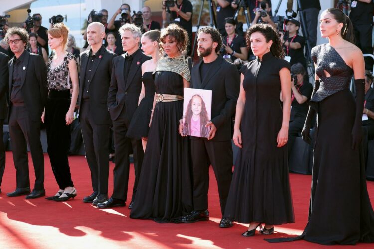 «صوت هند رجب» يعلو بـ«الأسد الفضي» في مهرجان البندقية السينمائي 1 «صوت هند رجب» يعلو بـ«الأسد الفضي» في مهرجان البندقية السينمائي 2025