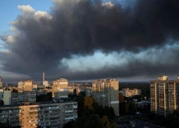 الحوثيون : مسيرة أطلقت من اليمن أصابت قاعة المسافرين في مطار رامون بالنقب 2025