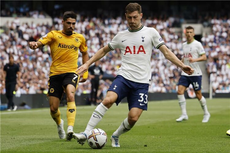 وولفرهامبتون يوقف قطار توتنهام ويشعل الدورى الإنجليزى 2026