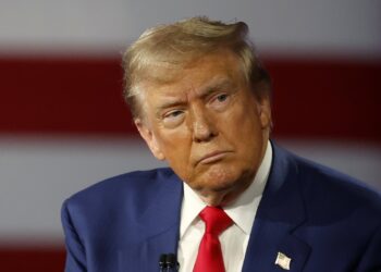 ترامب والباراستيمول… هل تقلب كلمة الرئيس الأمريكي معايير الطب لدى الحوامل؟" 2 ترامب والباراستيمول… هل تقلب كلمة الرئيس الأمريكي معايير الطب لدى الحوامل؟" 2025