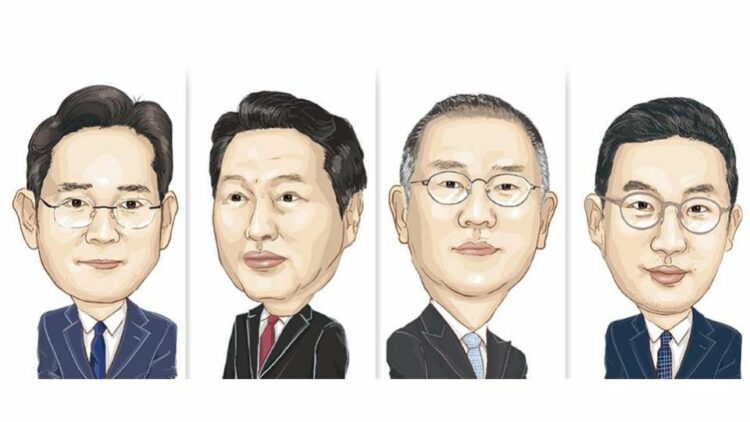 كوريا الجنوبية: كبار رجال الأعمال يشاركون في منتدى استثماري مع ترامب بمقره الخاص 2025