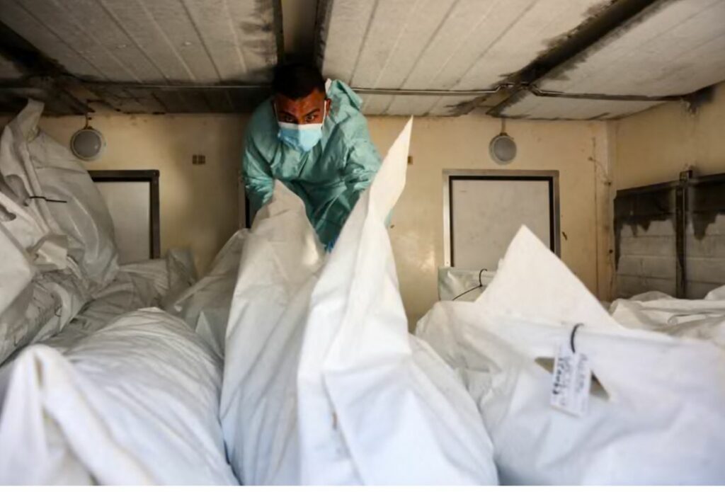 الجارديان: إسرائيل احتجزت جثث 135 فلسطينيًا مشوهة في سجن سيئ السمعة يواجه اتهامات بالتعذيب 4 الجارديان: إسرائيل احتجزت جثث 135 فلسطينيًا مشوهة في سجن سيئ السمعة يواجه اتهامات بالتعذيب 2025