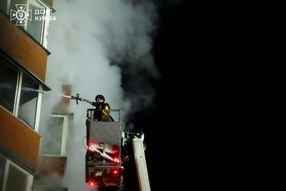 روسيا وأوكرانيا تتبادلان القصف الصاروخي بعد تجميد قمة بوتين – ترامب 3 روسيا وأوكرانيا تتبادلان القصف الصاروخي بعد تجميد قمة بوتين – ترامب 2025