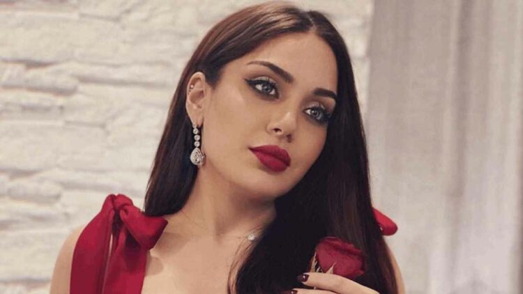 زينب فياض تكسر حاجز الصمت: هكذا أربكت الشائعات حياة ابنة هيفاء وهبي 1 زينب فياض تكسر حاجز الصمت: هكذا أربكت الشائعات حياة ابنة هيفاء وهبي 2025