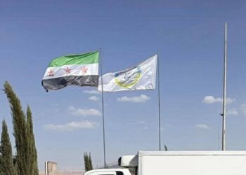 رفع العلم السوري على سيمالكا.. هل تلوح قسد بالفيدرالية؟ 2025