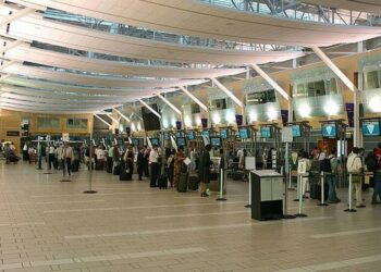 تحذير رسمي: جوازات "إكس" قد تُعرقل دخول الكنديين إلى الأراضي الأمريكية 2025