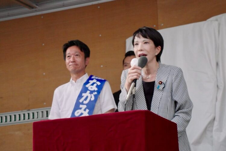 من هي ساناي تاكايتشي؟ أول امرأة تتولى رئيسة الحكومة في اليابان 2026