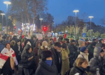 جورجيا: ثورة على أبواب القصر الرئاسي في تبليسي؟ 2025
