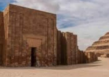 لوحة "خنتي كا" تختفي في ظروف غامضة: هل تكررت مأساة سرقة الأسورة الذهبية بسقارة؟ 2025