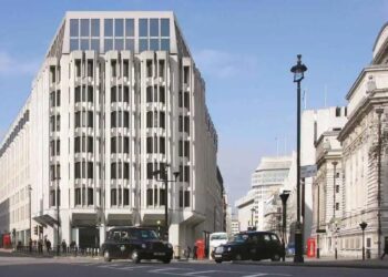 بريطانيا: مصادرة أصول النفط الإيرانية في لندن لصالح كريسنت الإماراتية 2025