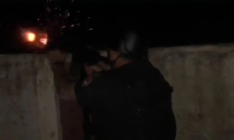 طالبان باكستان تشن هجوما إرهابيا على مركز تدريب للشرطة الباكستانية في خيبر بختونخوا "فيديو" 2026