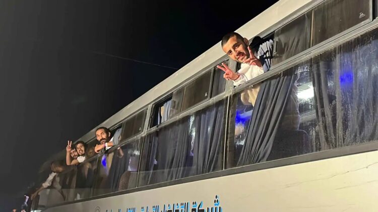 إسرائيل تكشف أسماء ثقيلة في صفقة التبادل مع حماس.. والمفاجآت مستمرة 2026