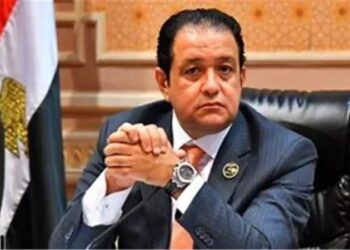 “عدم الترشح” مقابل “المغادرة السريعة”: روايتان في قصة البرلماني المصري علاء عابد 2025