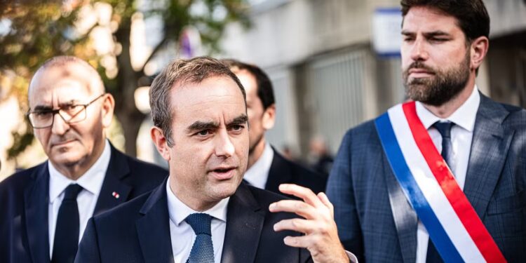 فرنسا تعلن تشكيل حكومة "ليكورنو 2" بمزيج من الخبرة والوجوه الجديدة 2025
