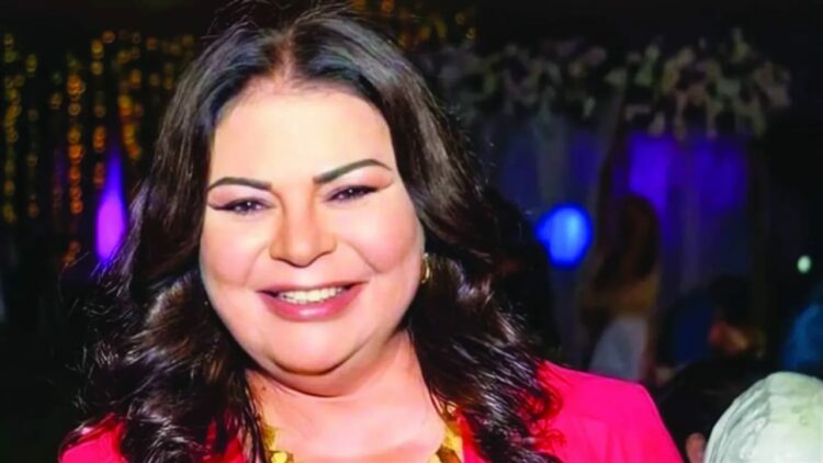 بعد دعمها الحماسي لنجلها… هل نشهد ولادة نجم إخراج جديد في بيت الفنانة ماجدة زكي؟ 2026