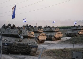 ليسوا مجرد مراقبين: هذا ما يفعله الضباط الأمريكيون داخل الجيش الإسرائيلي في الشمال! 2025