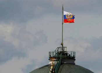 روسيا تعيد شروطها القديمة للسلام: “وثيقة غير رسمية” تضع قمة بوتين وترامب في مهبّ الريح 2025