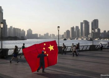 خفض الفائدة في بكين: السندات الصينية تقفز وسط تصاعد التوتر التجاري مع واشنطن 2025