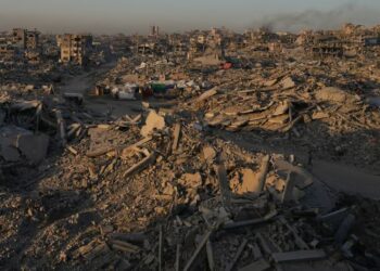 مجزرة الزيتون في ترمسعيا: مستوطنون يهاجمون مزارعين فلسطينيين ويعتدون على النساء وسط صمت الجيش الإسرائيلى 2025